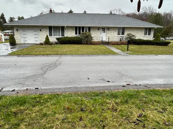 34 Clifford Avenue, Latham, NY 12110