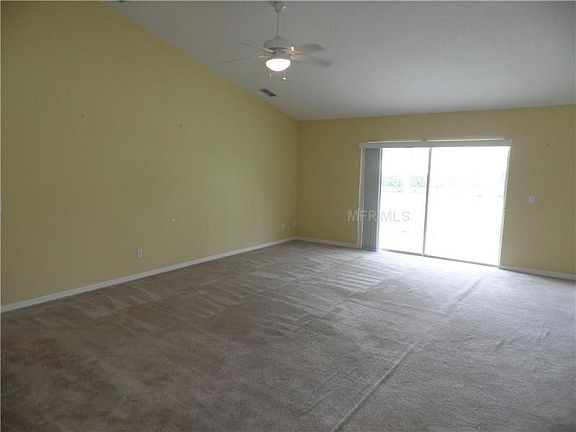 4th image of 35 Country Club Ln