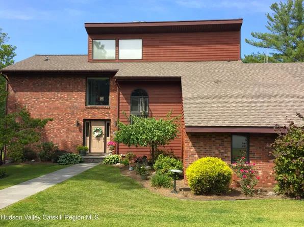 12 Long Pond Road, Saugerties, NY 12477