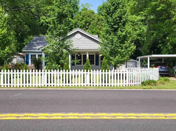 993 Bethesda Rd, Spartanburg, SC 29302