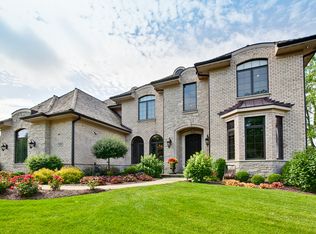 7297 Claridge Ct, Long Grove, IL 60060