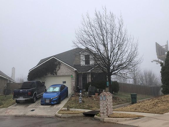 2nd image of 5621 Lawnsberry Dr