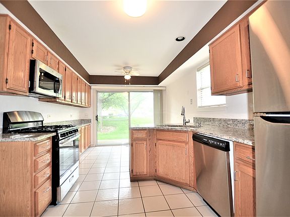 4th image of 2322 Sedgfield Ct