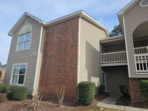 672 Bartons Landing Pl APT 1, Fayetteville, NC 28314