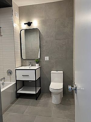 5th image of 21 Linden Blvd #605