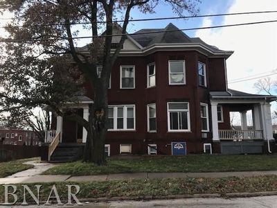 602 W Monroe St, Bloomington, IL, 61701