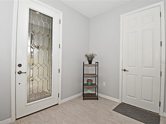 3rd image of 176 Palazzo Ln