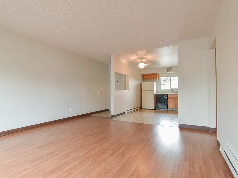 8817 N Edison St — Photo 5
