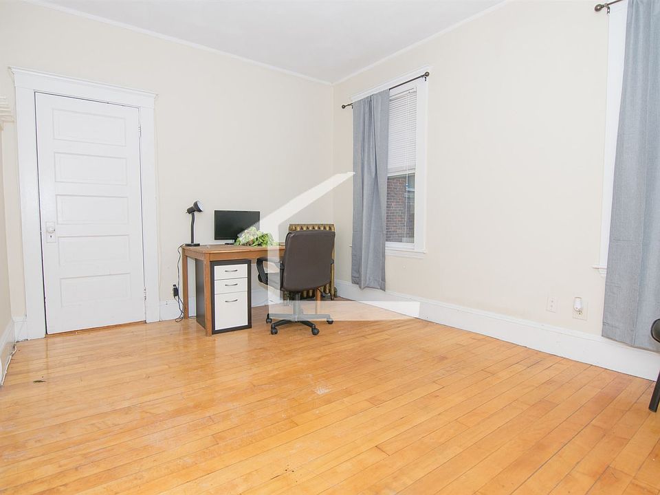 32 Chester St. #2 Boston - Allston Unit Photo 5
