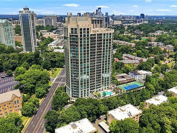 4th image of 2795 Peachtree Rd NE Unit 1608