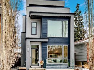 2614 NW 21st St SW, Calgary, AB T2T 5A8