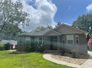 103 W 3rd Ave, Easley, SC 29640