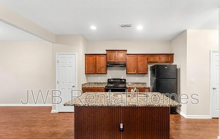 3330 Rayford St — Photo 4
