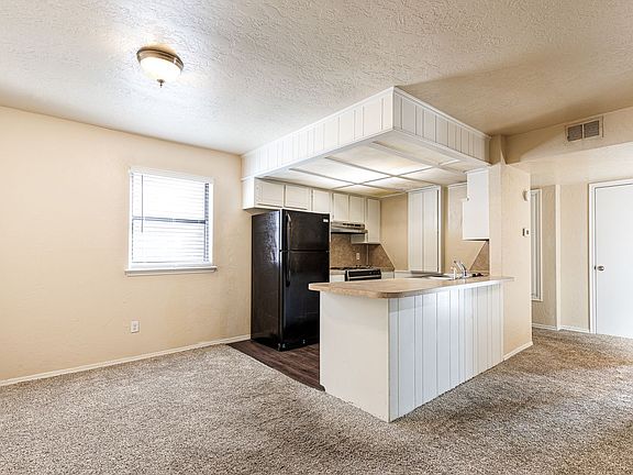 5th image of 4002 NW Ozmun Ave #4038-B
