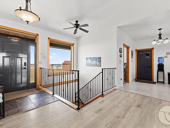 4th image of 4900 Vandaveer Rd