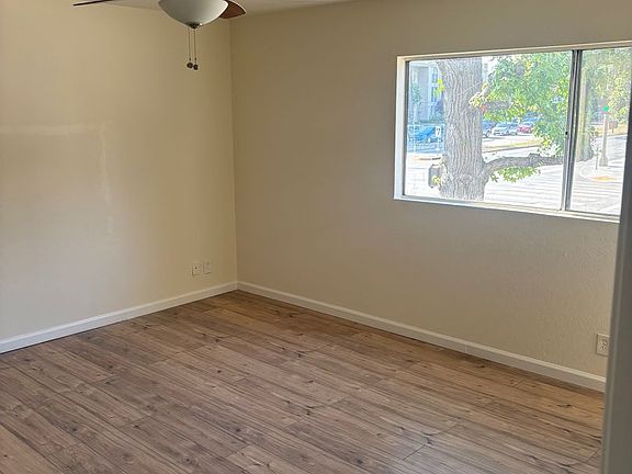5th image of 2386 E Del Mar Blvd Unit 111