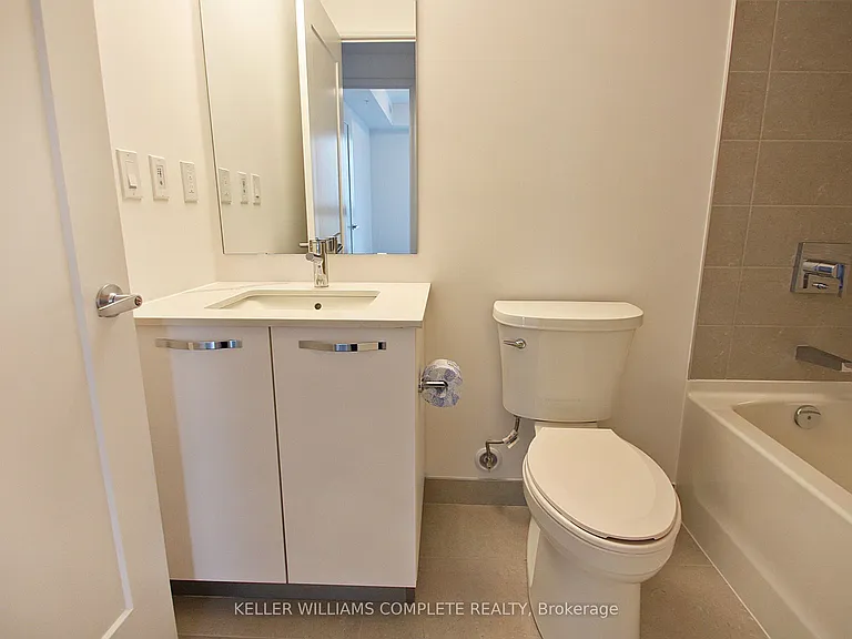 75 James St S #1908 — Photo 16