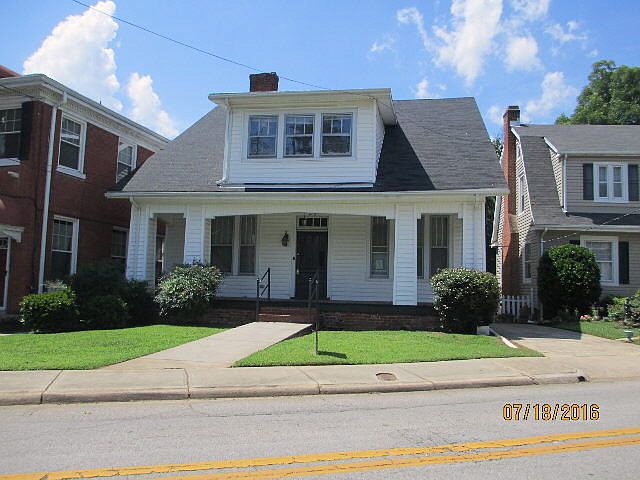 1st image of 215 Randolph St