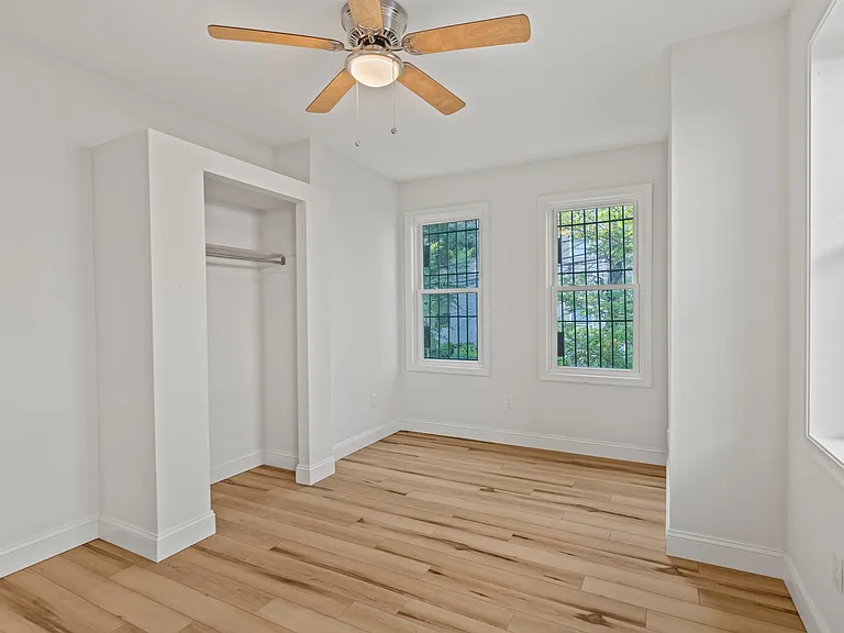 1630 Edgley St — Photo 16