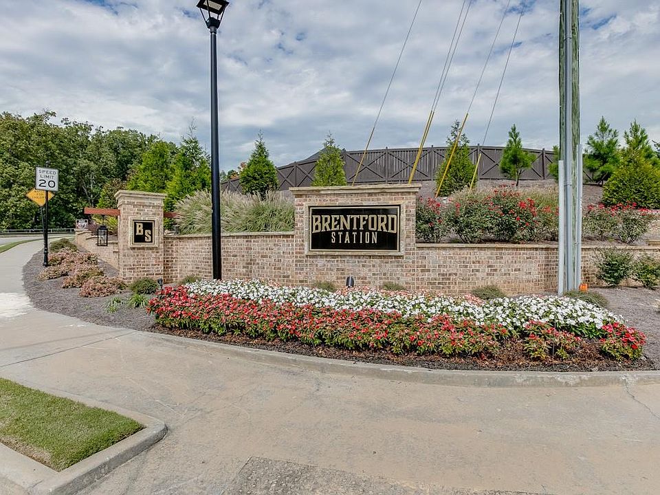 2nd image of 4341 Thacker Ln