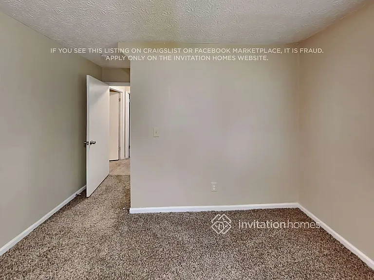 1393 Mountain Overlook Ct — Photo 16
