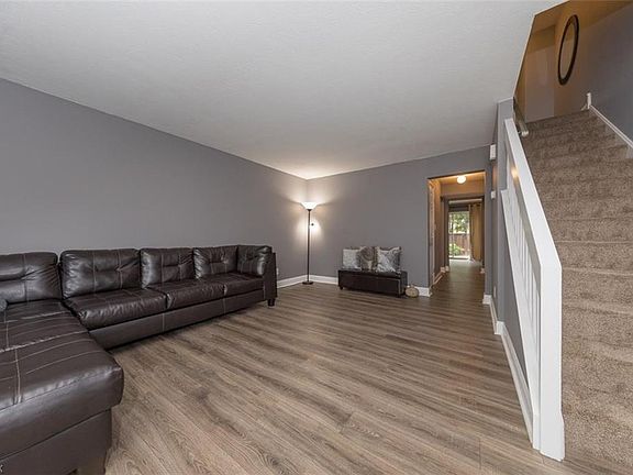 2nd image of 798 Pipes Ct