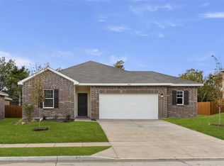 2401 Frio River Rd, Red Oak, TX 75154