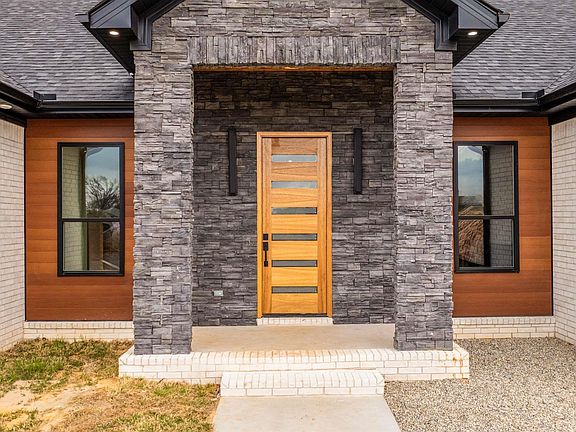 4th image of 16 Avondale Rd