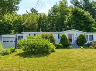 91 Champagne Rd, Gardner, MA 01440