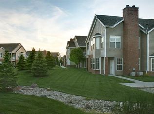 3801 Eagle Ridge Rd APT 2, Lincoln, NE 68516