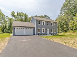 48 Heather Lyn Drive Rd, Norwich, CT 06360