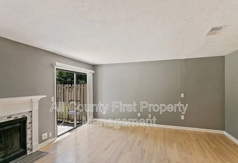 2157 Wellington Cir #2157 WELLINGTON CIR — Photo 8