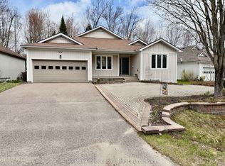 102 Pineridge Gate, Gravenhurst, ON P1P1Z2