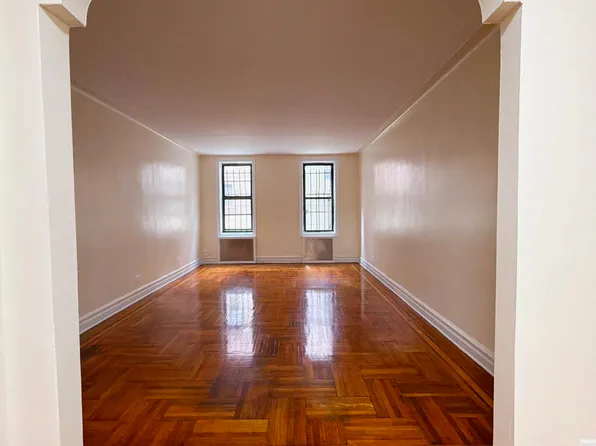 50 E 21st St #1, Brooklyn, NY 11226