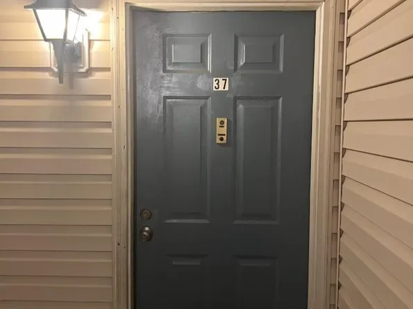 37 Fisher Dr, Franklin Twp., NJ 08823
