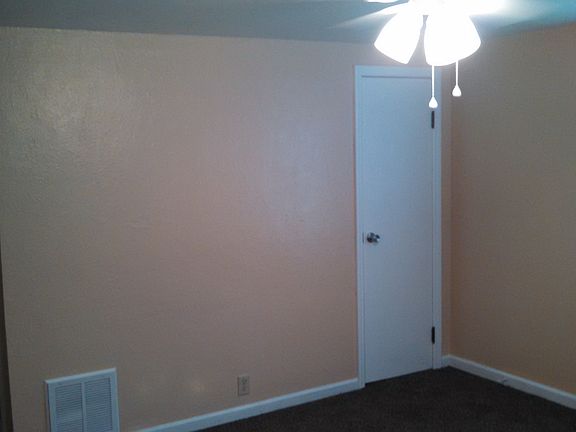 3rd image of 232 Sophia Ave