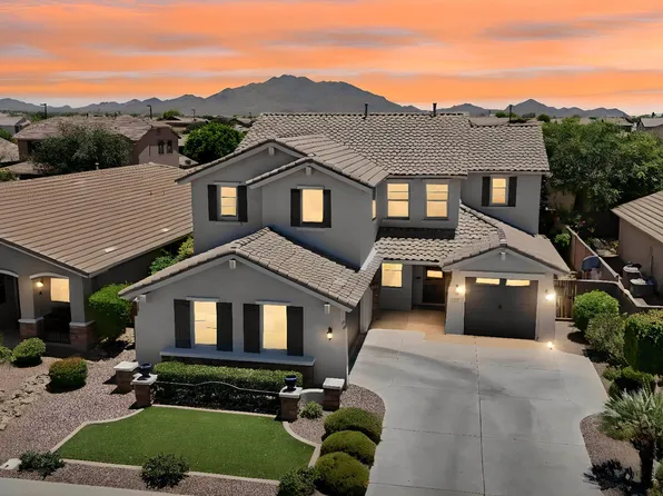 2567 E PENEDES Drive, Gilbert, AZ 85298
