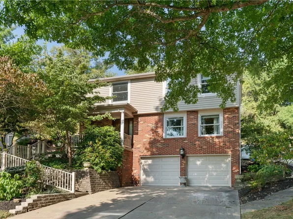 150 Deer Dr, Washington, PA 15301