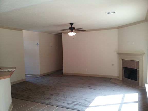 3rd image of 25949 Bronzewood St