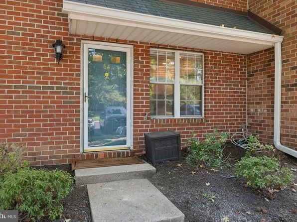 64 Sycamore Ct, Lawrence Township, NJ 08648