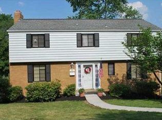 1281 Firwood Dr, Pittsburgh, PA 15243