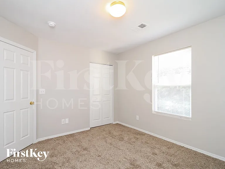 5367 Liberty Hall Cir — Photo 9