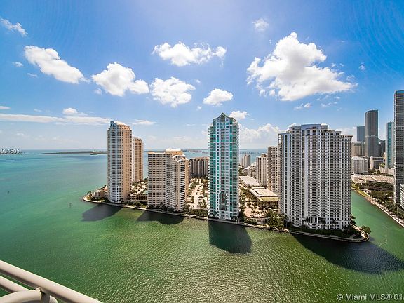 4th image of 325 Biscayne Blvd #3515