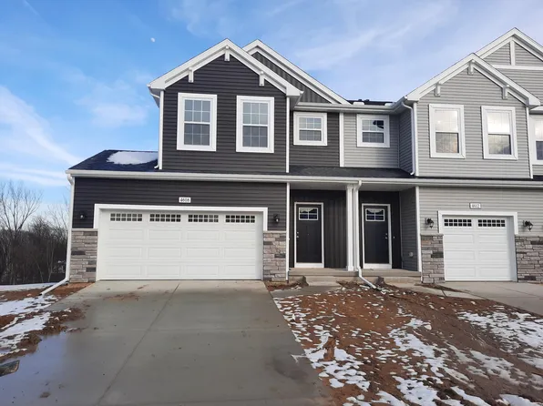 4608 Glen Haven Dr, Kentwood, MI 49512