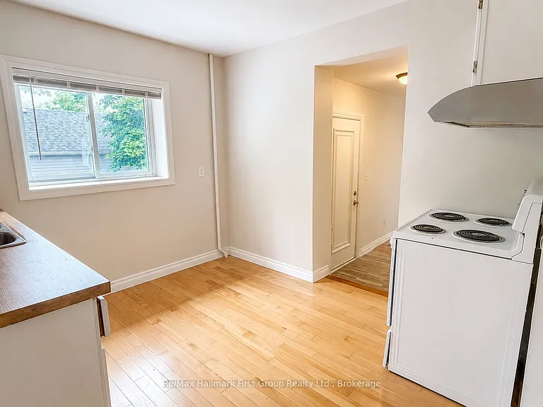 509 Parnell St #UPPER — Photo 10