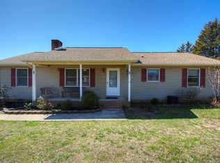 178 Faith Rd, Mooresville, NC 28115