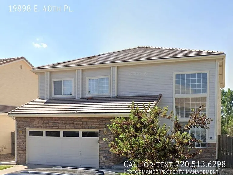 19898 E 40th Pl — Photo 1