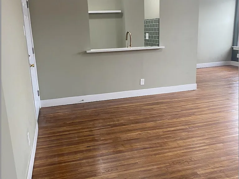 4407 W Pine Blvd #212 — Photo 8