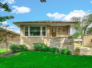 10350 S Claremont Ave, Chicago, IL 60643