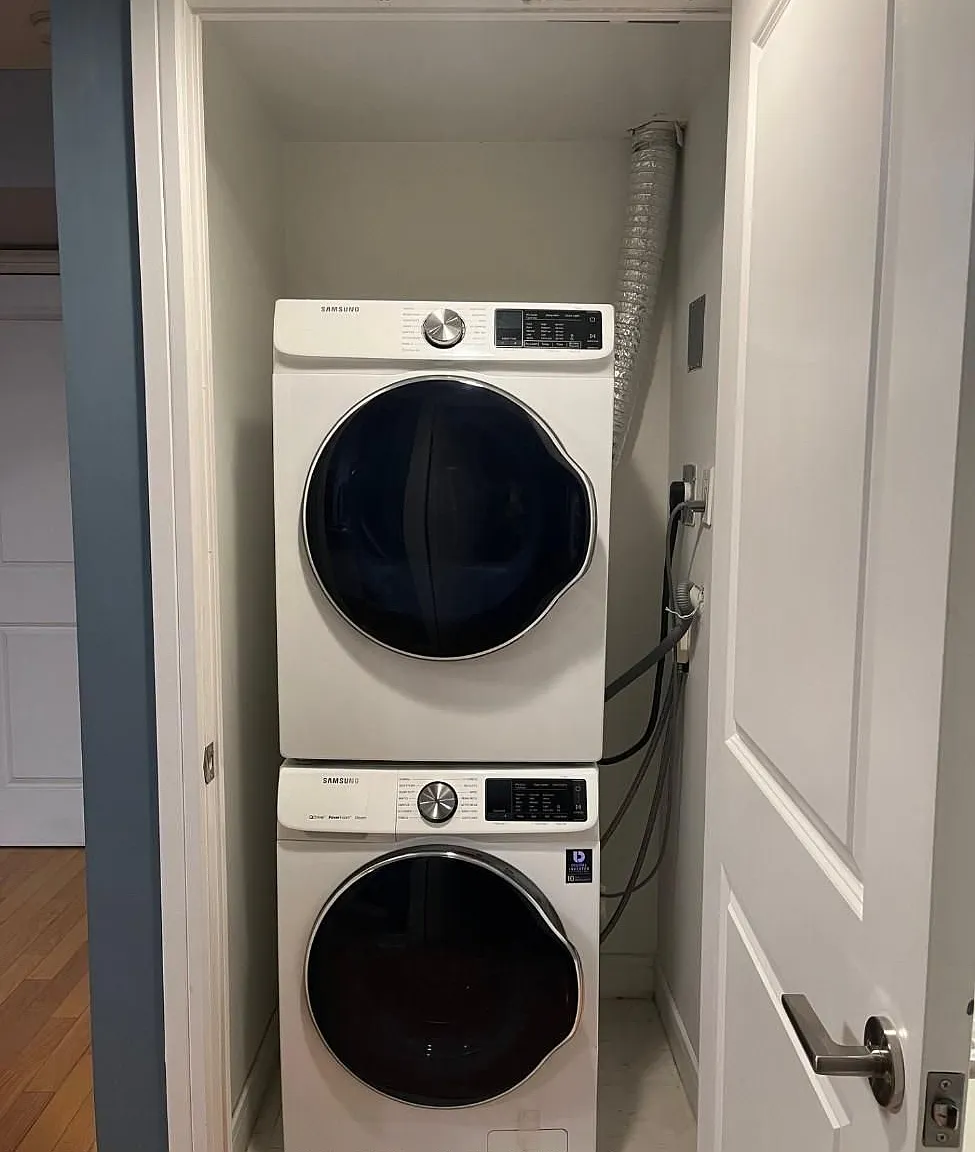 2 bed, $2,900 — Photo 4